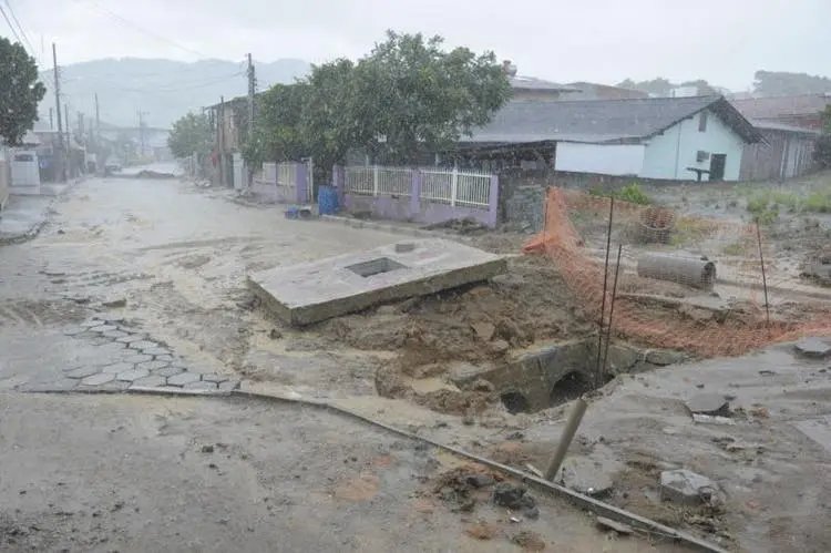 Munic&iacute;pio de Ilhota decreta situa&ccedil;&atilde;o de emerg&ecirc;ncia por causa da chuva
