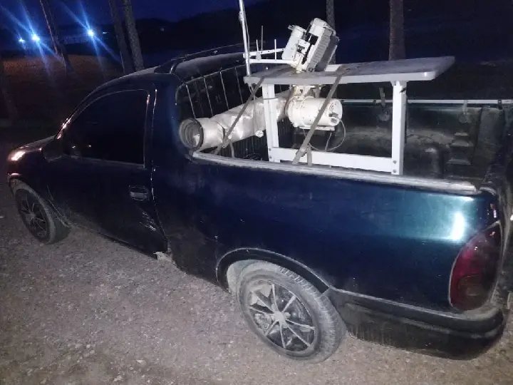 Mais um ferido em colis&atilde;o carro e moto na Ivo Silveira
