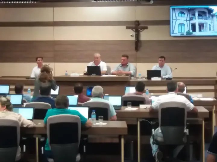 Ivan Martins &eacute; eleito presidente da C&acirc;mara de Vereadores