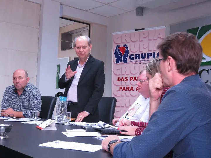 A programação neurolinguística e a excelência humana é tema de assembleia do Grupia