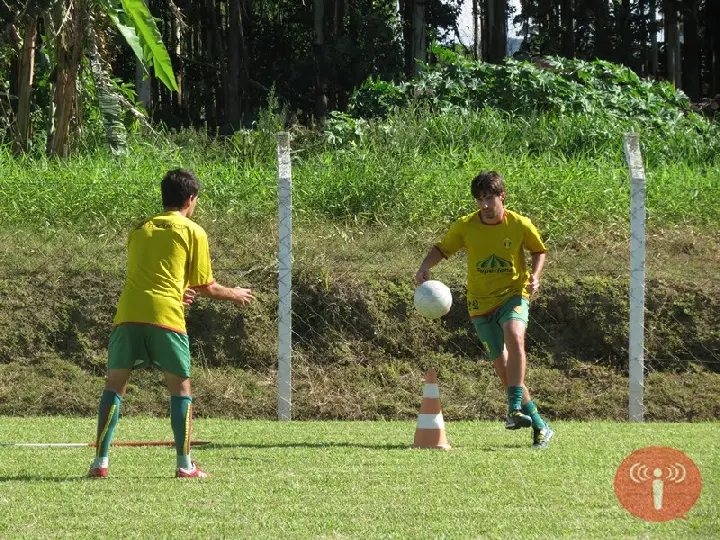 Equipe já trabalha com bola