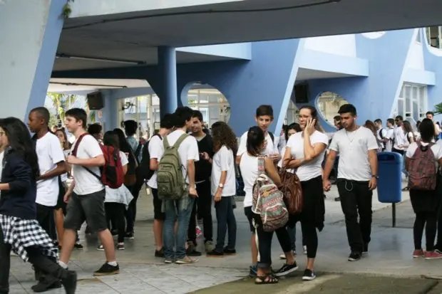 Escolas estaduais estão com matrículas abertas até quarta-feira