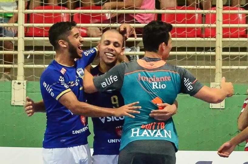 Brasil goleia República Tcheca no Grand Prix de Futsal