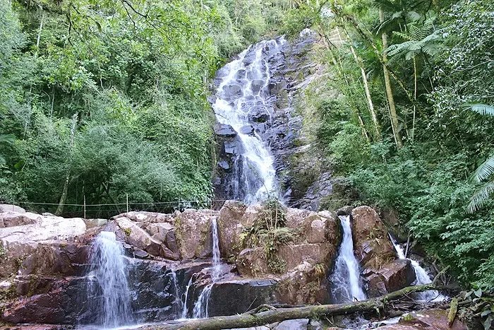 Natureza misturada com lazer e diversão