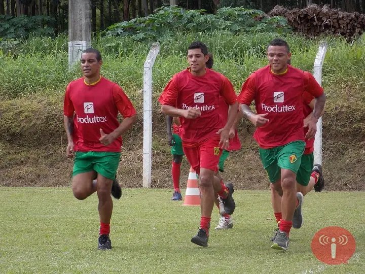 Treino físico exigente no início da temporada