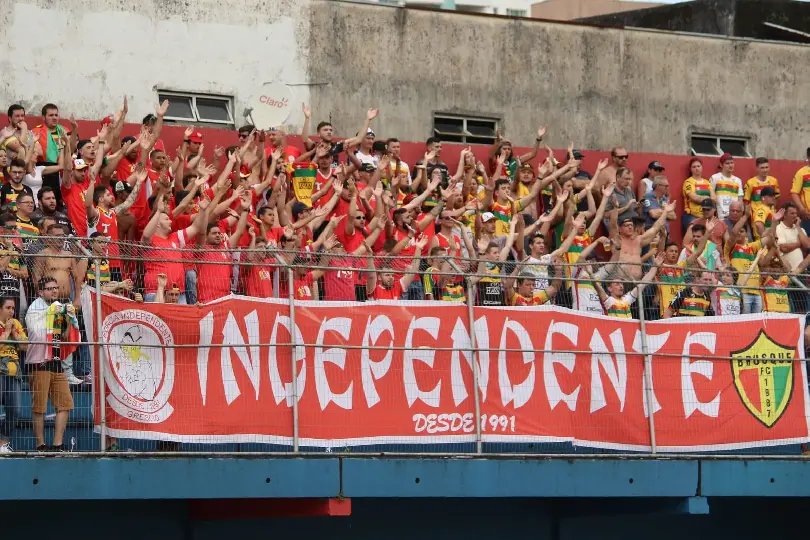 Ingressos para Brusque e Marc&iacute;lio Dias j&aacute; est&atilde;o &agrave; venda
