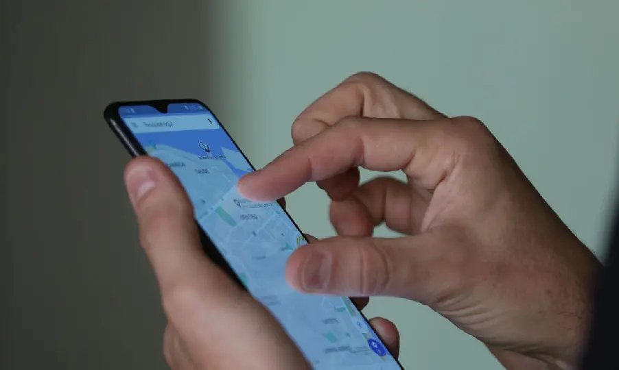 Curso aprimora habilidade de idosos para identificar fake news