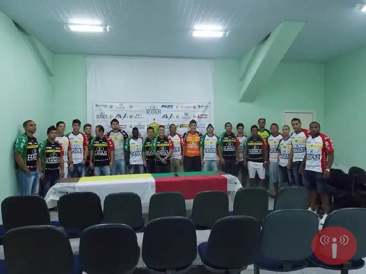 80% do elenco é apresentado