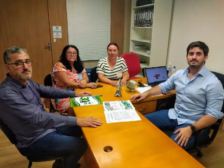 Data-base foi discutida em reuni&atilde;o hoje