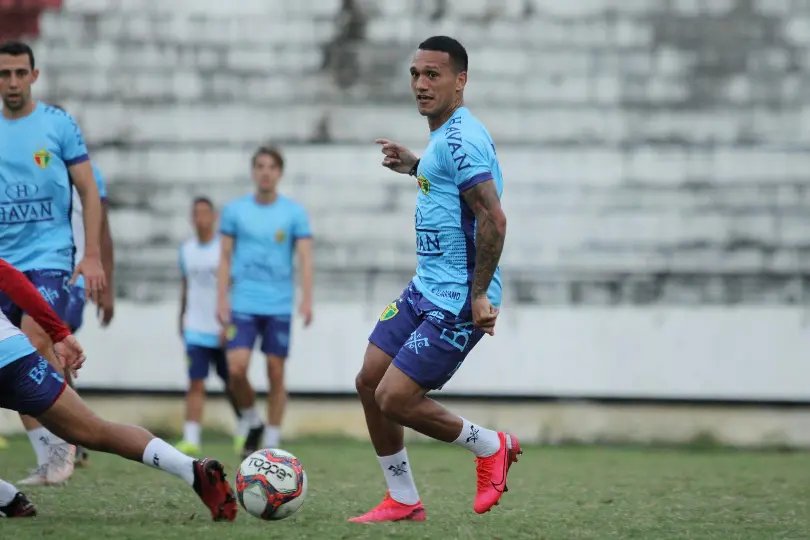 Brusque fecha prepara&ccedil;&atilde;o para o jogo contra  o N&aacute;utico 