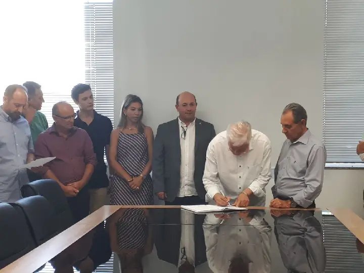 Ari Vequi assume a Prefeitura por 14 dias
