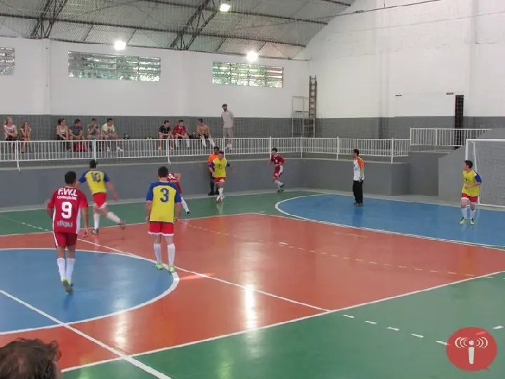 Finais do futsal ocorrem neste sábado