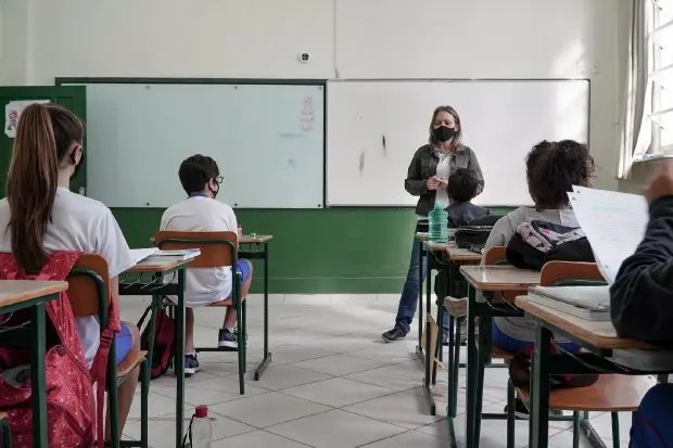 SC encerra semestre letivo com 70% de alunos no modelo presencial