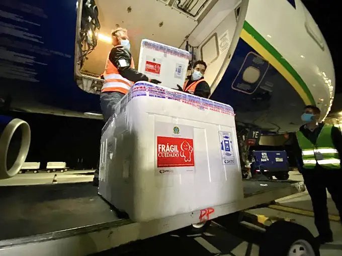 Estado recebe 153 mil doses de vacina contra covid-19