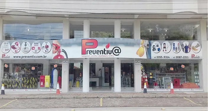 Solução e inovação de portas abertas em Brusque