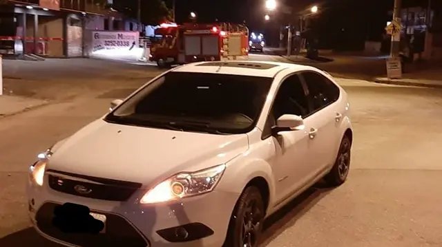 Carro e moto colidem no Santa Terezinha