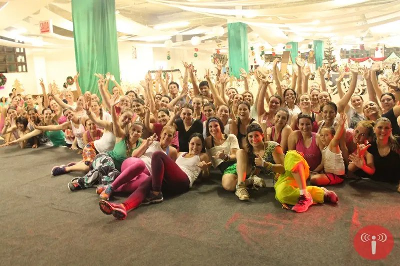Aulão de Zumba arrecada brinquedos