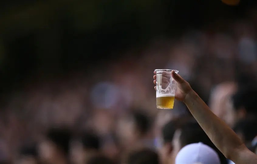 Partida entre Brusque e Hercílio Luz voltará a ter venda de cervejas no estádio 