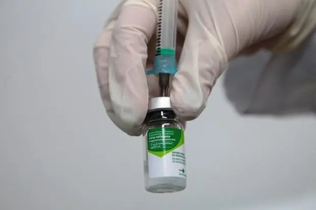 Vacina contra a gripe est&aacute; liberada para toda a popula&ccedil;&atilde;o catarinense acima de seis meses