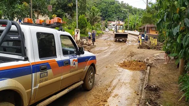 Chuva: Bombeiros atualizam dados