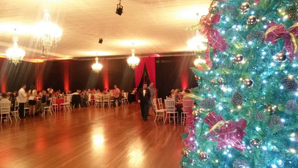 CDL reúne associados em jantar de confraternização