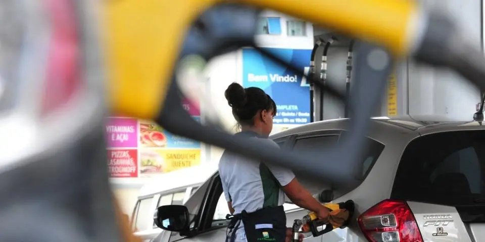 Preços da gasolina e do diesel cairão nesta quarta-feira