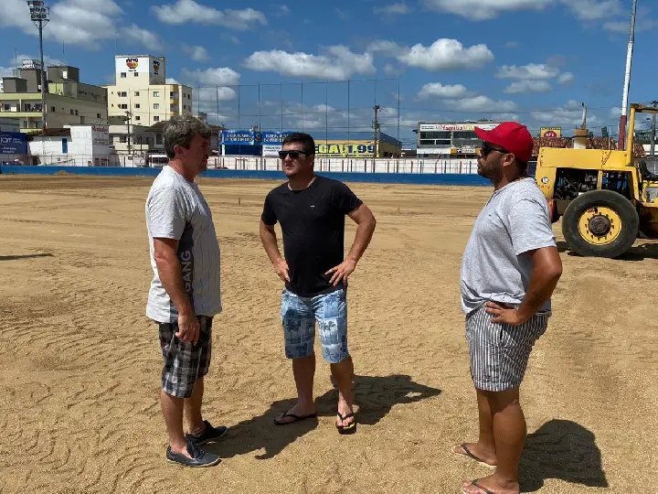 Obras de drenagem no Augusto Bauer devem ser conclu&iacute;das nesta semana