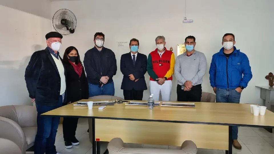 Secret&aacute;rio de Sa&uacute;de visita o Hospital Dom Joaquim