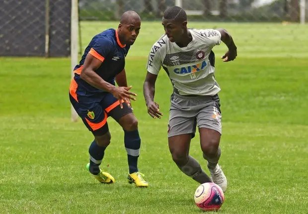Brusque é derrotado em jogo-treino pelo Atlético-PR