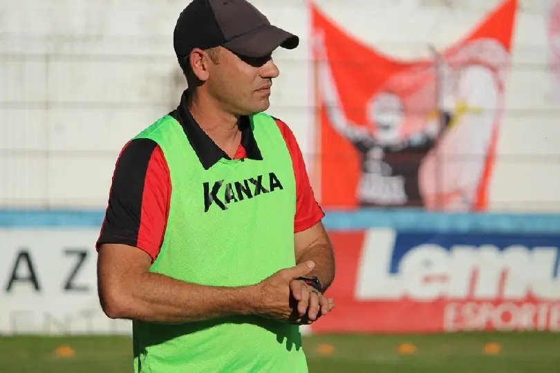 Picoli deve encaminhar time titular apenas em janeiro