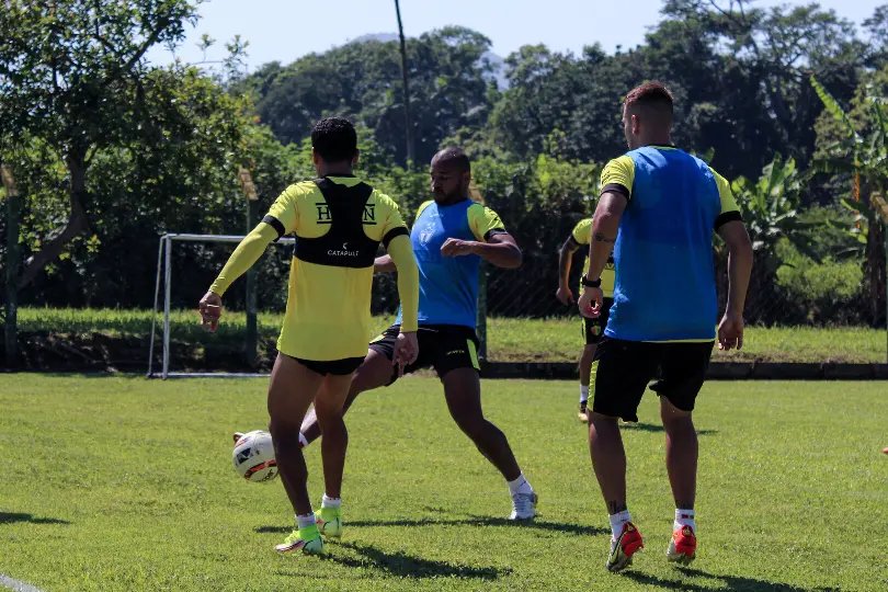 Brusque se reapresenta de olho no jogo com o Joinville