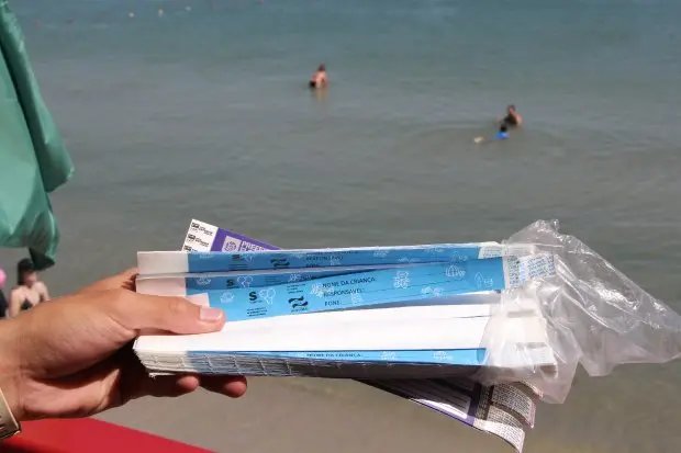 Corpo de Bombeiros dá dicas de cuidados com as crianças nas praias
