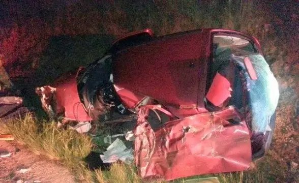 Veículo com placas de Brusque colide na BR-282, motorista morre