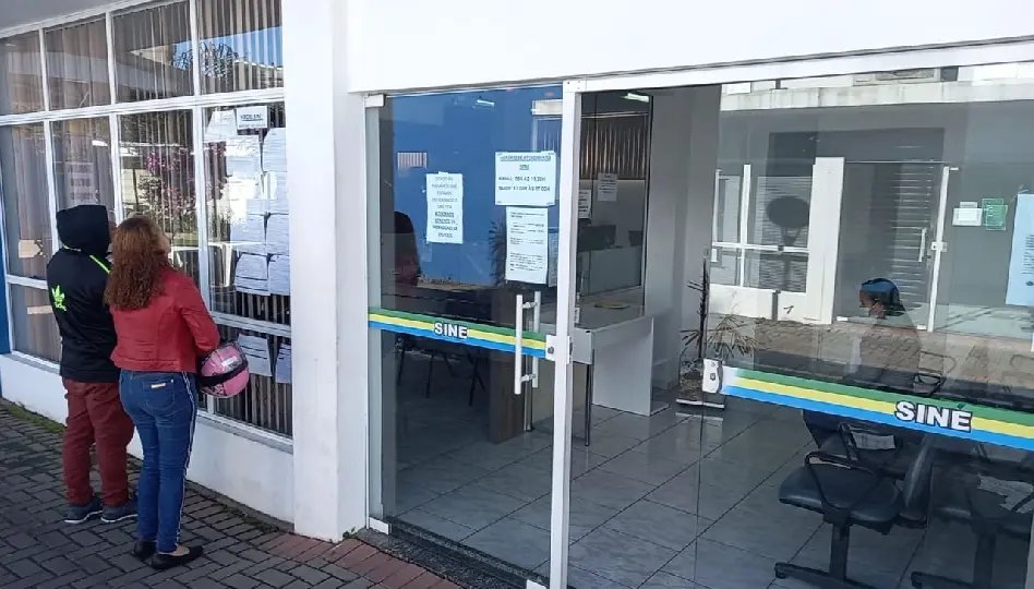 (V&Iacute;DEO) Sine n&atilde;o tem controle sobre vagas n&atilde;o preenchidas