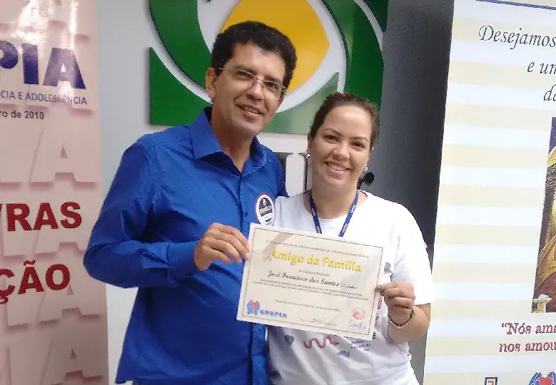 Grupia homenageia Professor Zezinho