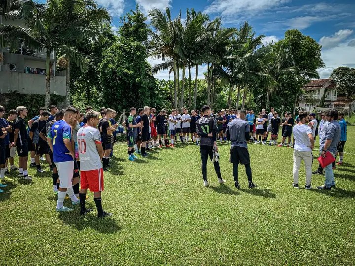Carlos Renaux realiza peneira para o sub-20