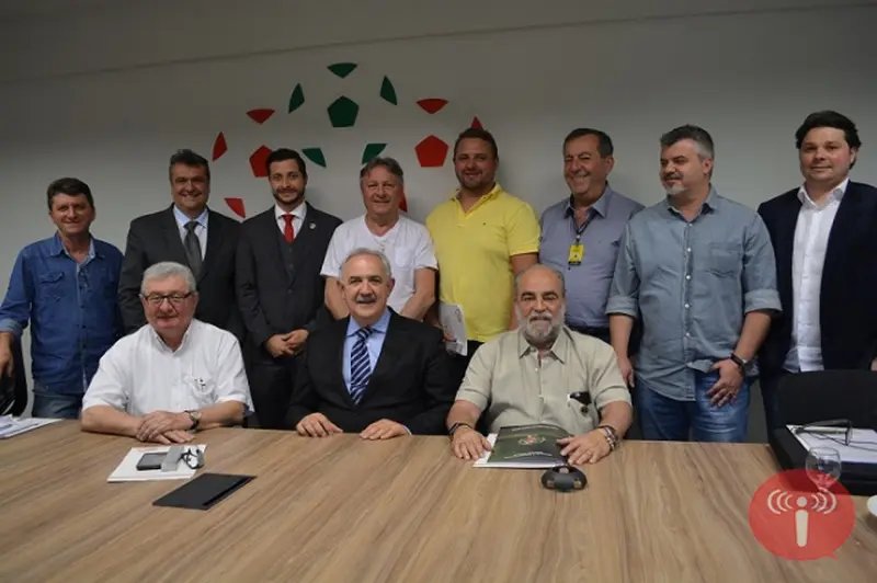Clubes indicam campeonato em pontos corridos