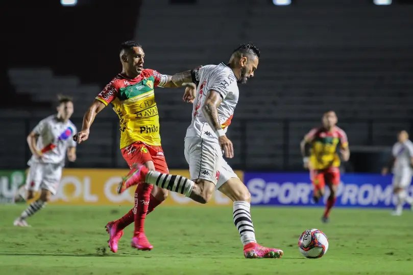 Com mais posse de bola, Brusque &eacute; derrotado pelo Vasco, em S&atilde;o Janu&aacute;rio