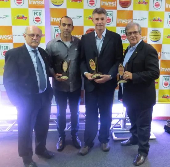 Brusquenses são homenageados na FCB