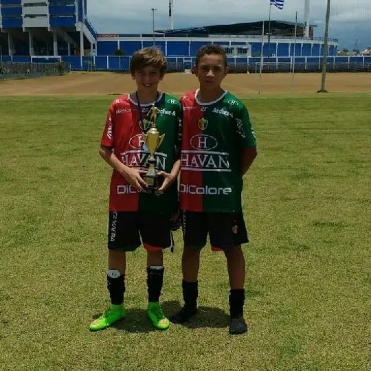 Brusque e Santos Dumont fecham parceria para a base
