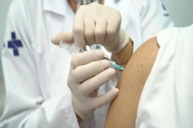Guabiruba vacinar&aacute; pessoas entre 45 e 49 anos sem comorbidades