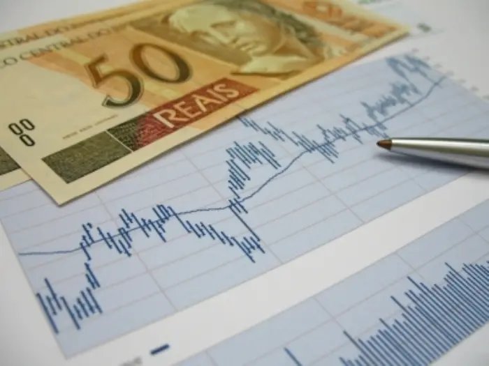 Mercado estima inflação de 5,83%