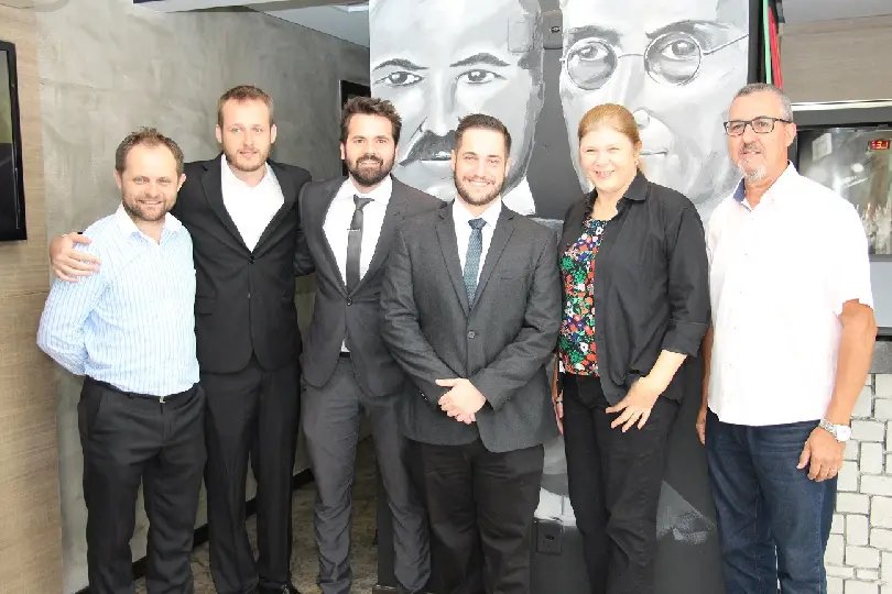 Vale dos Teares Convention & Visitors Bureau empossa nova diretoria