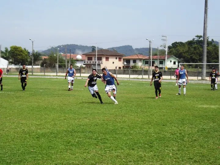  Campeonato do Sintricomb chega às finais