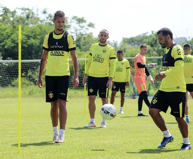 Brusque faz treino com foco na decis&atilde;o da Recopa 
