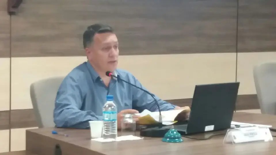 Discurso de Pirola dá a entender atrito com MP e Judiciário