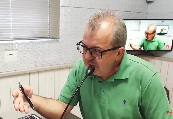 &ldquo;O prefeito deu um tiro no p&eacute; ao tirar a Casan&rdquo;
