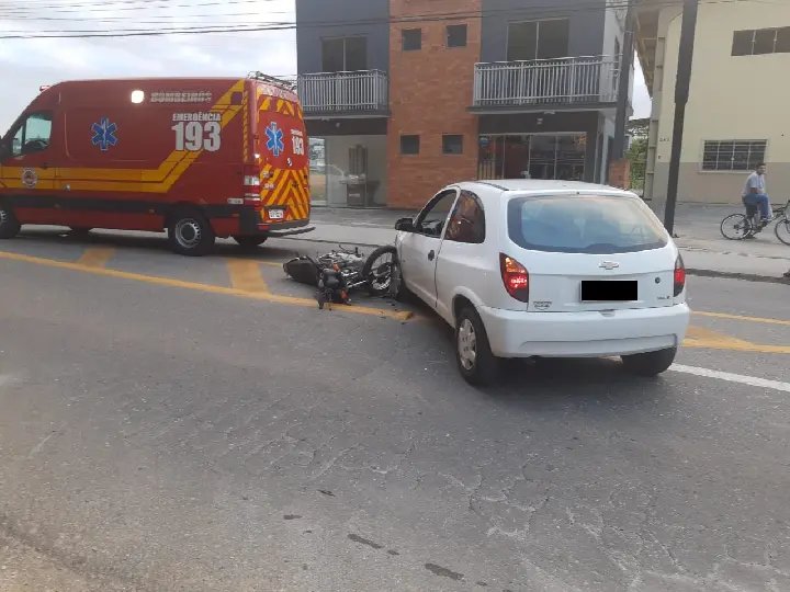 Homem &eacute; conduzido para hospital ap&oacute;s se envolver em acidente no Guarani
