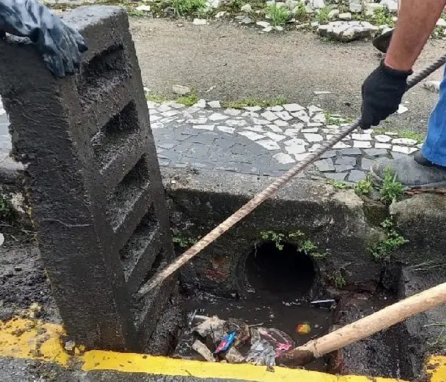 Novo programa de pavimenta&ccedil;&atilde;o comunit&aacute;ria &eacute; destaque da Secretaria de Obras em 2022
