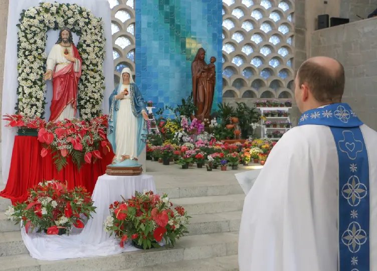 Sagrado Cora&ccedil;&atilde;o de Jesus &eacute; celebrado com festa na Matriz S&atilde;o Lu&iacute;s Gonzaga